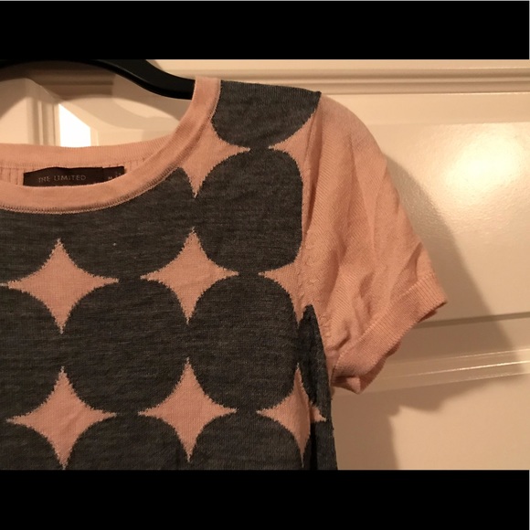Thr Limited pink w/ gray dots short sleeve sweater - Picture 4 of 15